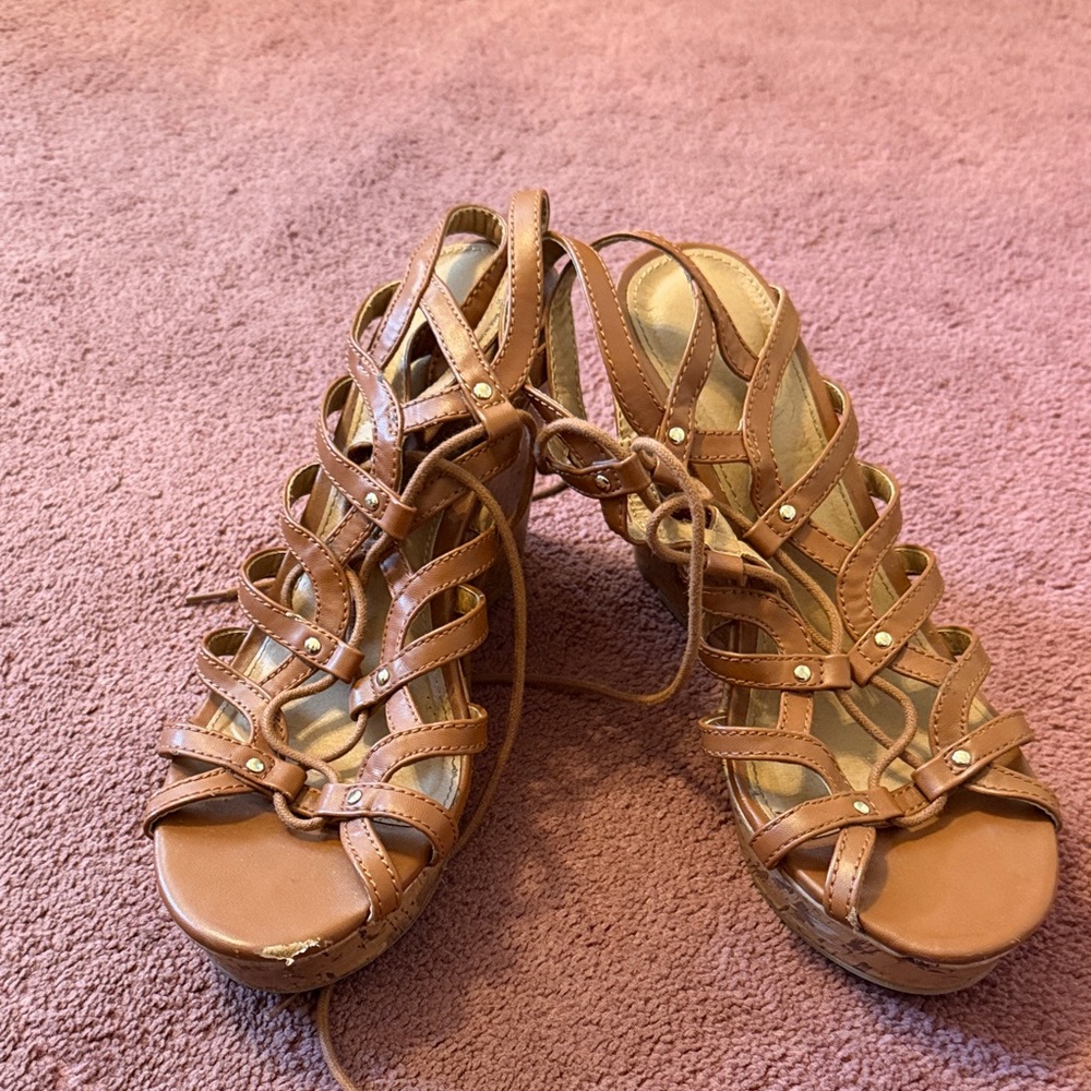 Women's Tan Strappy Sandals